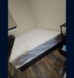 Queen Bed Like New With Frame 