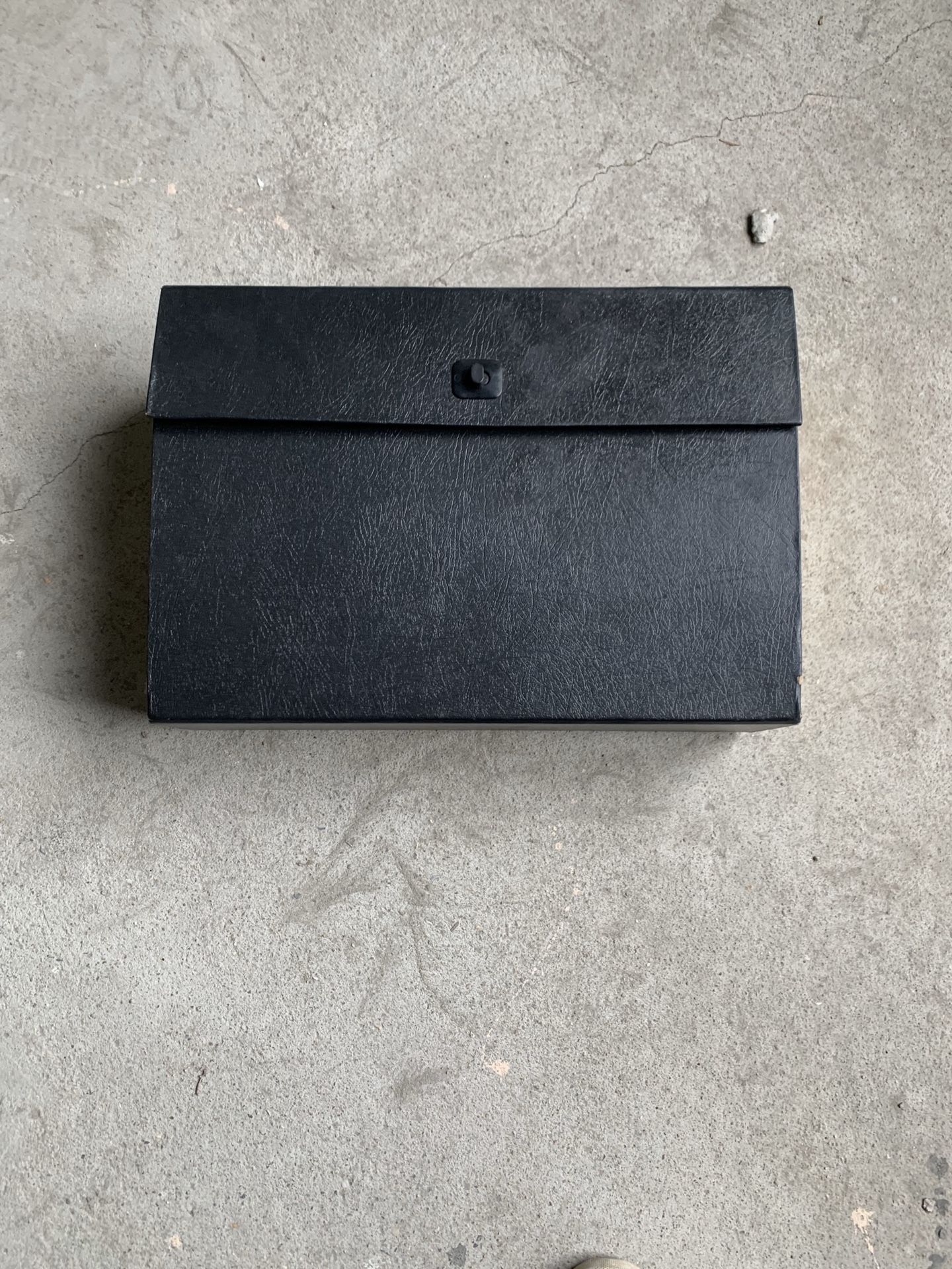 Mini pocket folder organizer