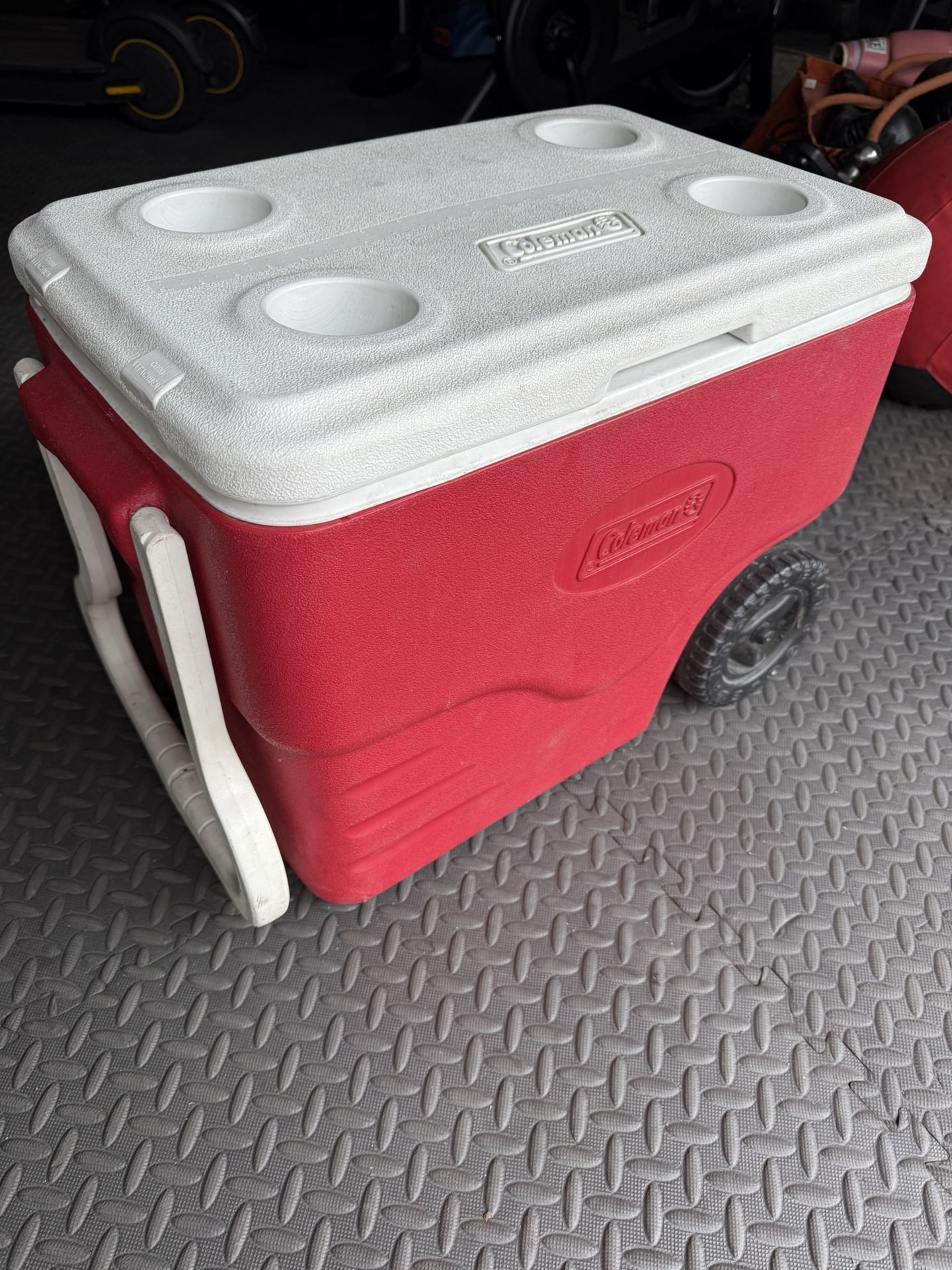 Coleman Cooler with Wheels