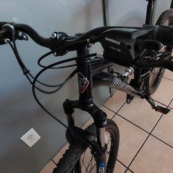 Mountain Bike  26"