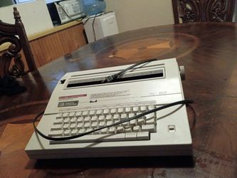 Electric type writer