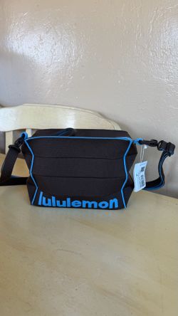 Lululemon Womens crossbody bag brand new