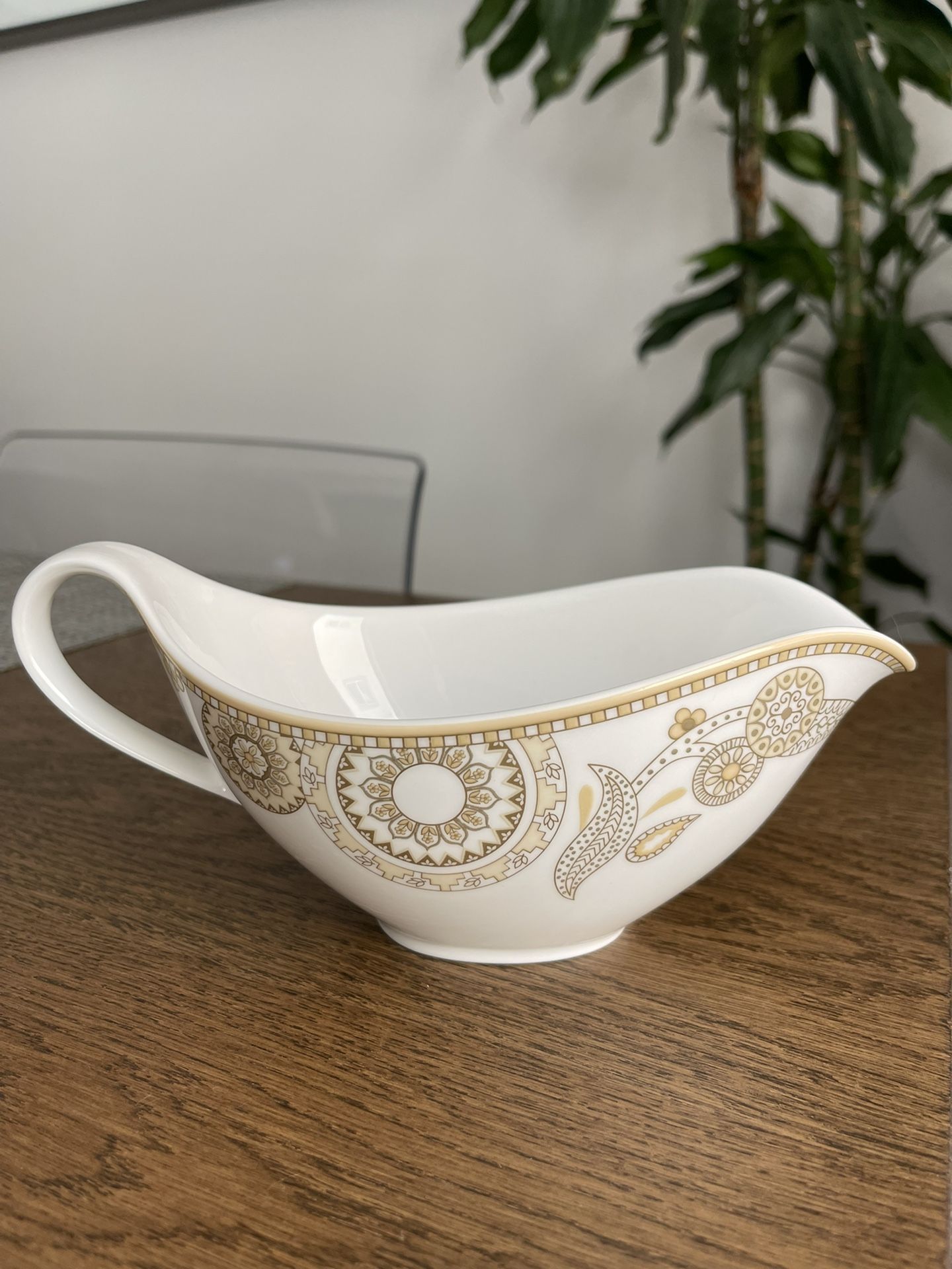 Villeroy & Boch Samarkand Greavy Boat