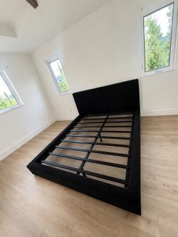 California King Bed Black Velvet