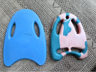 Swimming kick boards