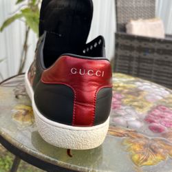 Gucci shoes Size 10