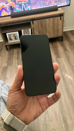 iPhone 16e For Verizon / straight talk.   128gb