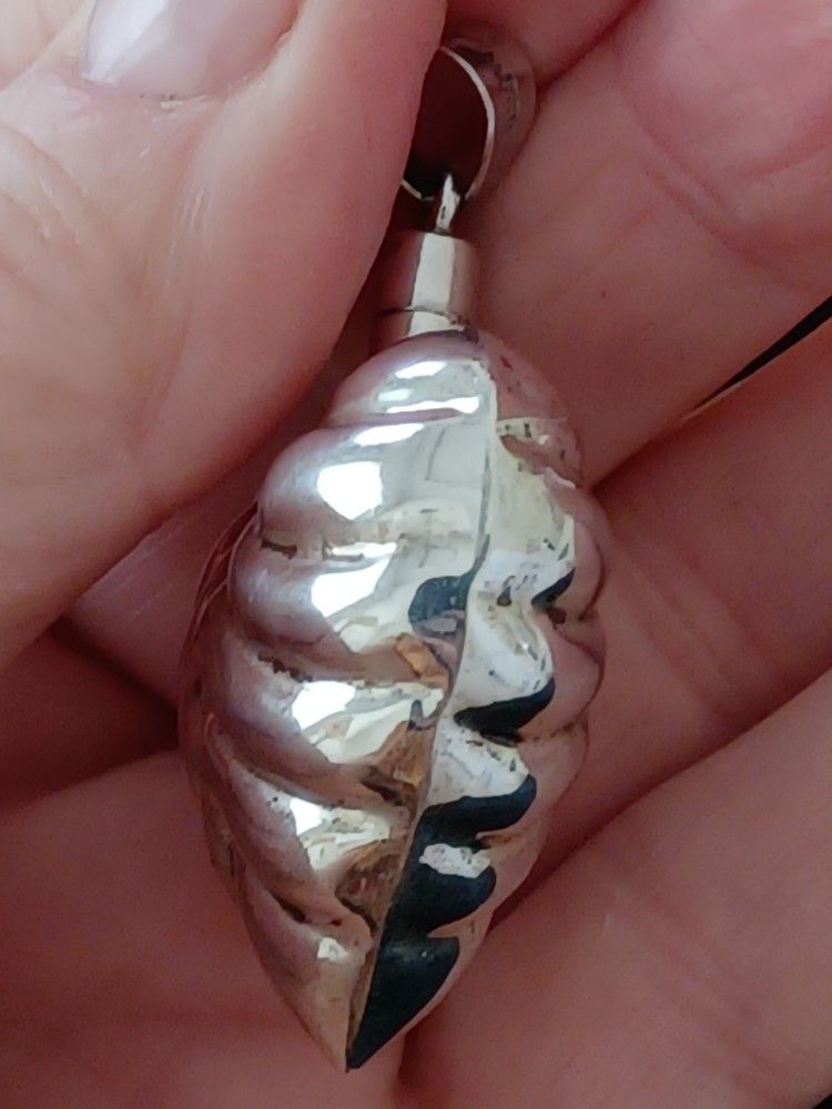 Rare Sterling Heart Perfume/ Oil Pendant