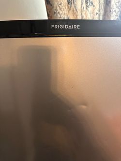 Mini fridge
