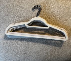 30 clothing hangers for $10