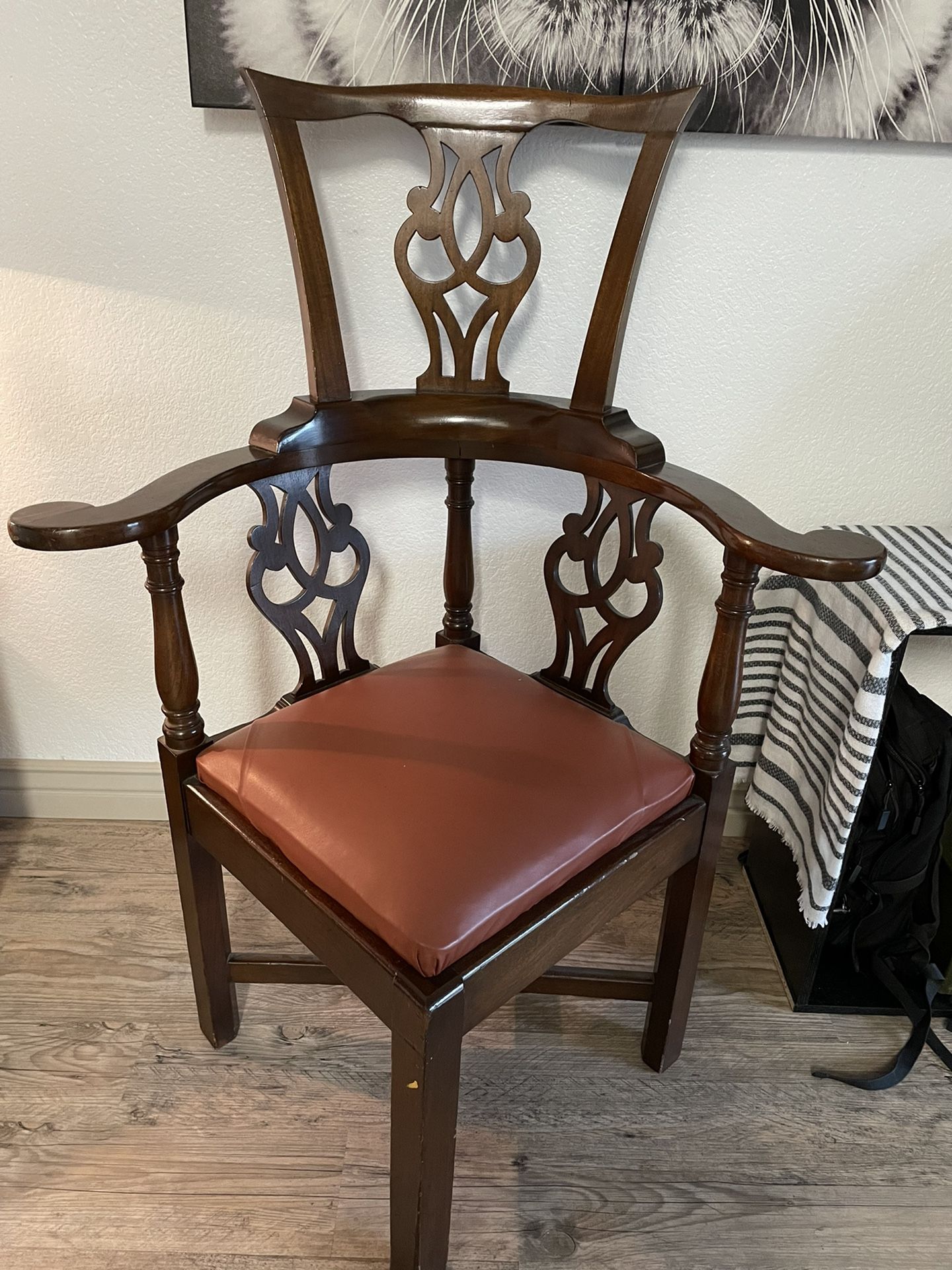 Gorgeous Antique Corner chair