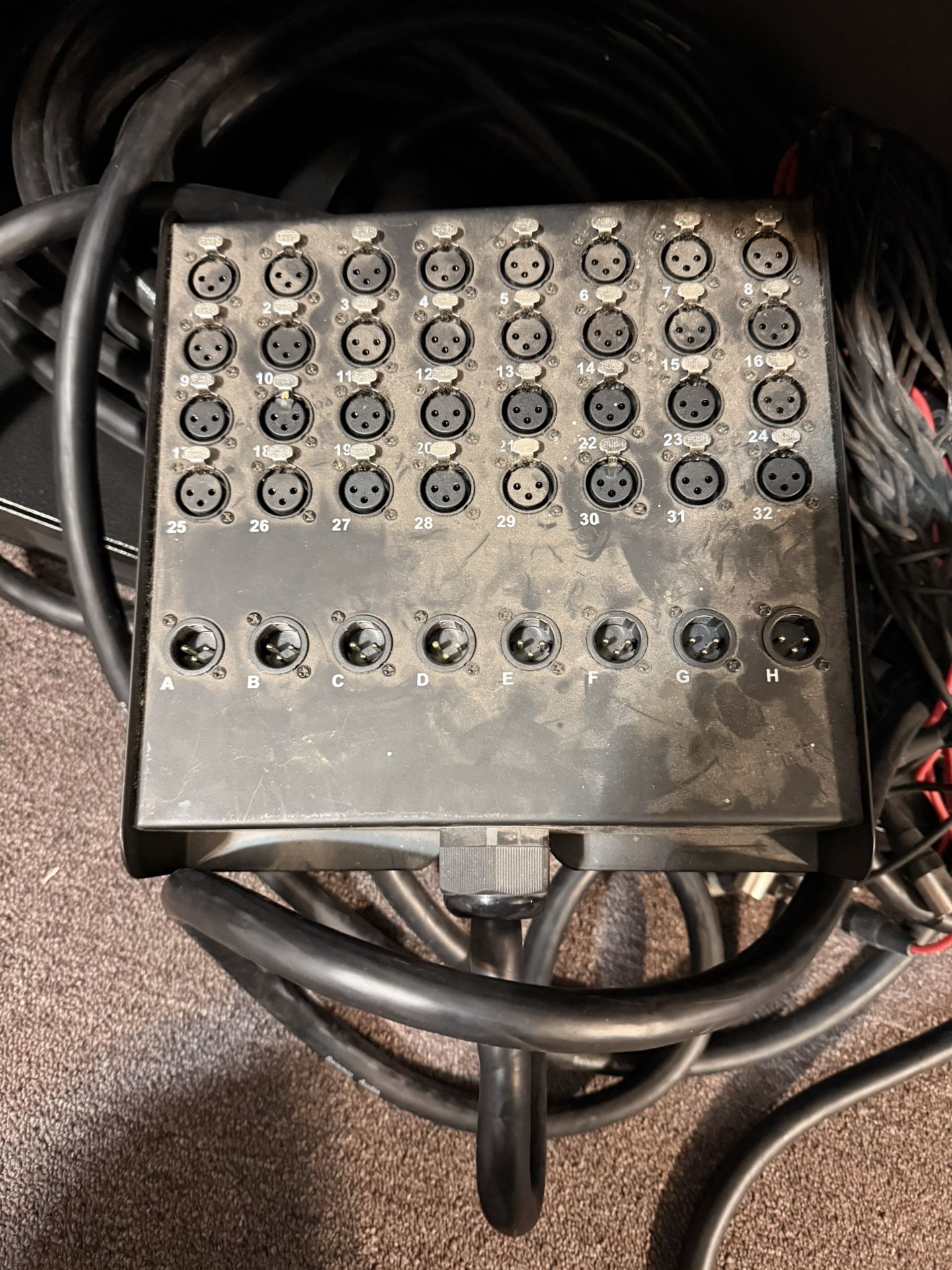 Seismic Audio SACB-32x8x100 32-Channel XLR Low Profile Circuit Board Snake Cable, 100-Feet