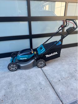 Makita 21in lithium cordless walk behind self propelled lawnmower