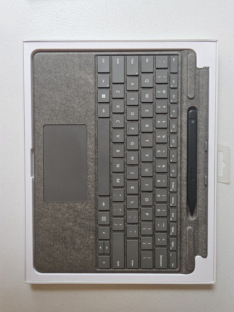  Microsoft Surface Pro (8, X, 9) Keyboard & Pen