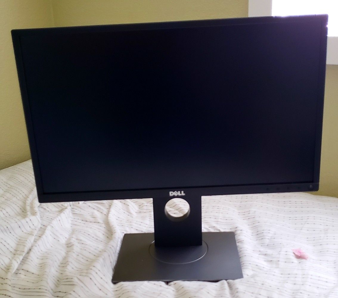 Rarely used Dell Computer Monitor