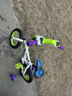 Buzz Lightyear 12 In. Bike