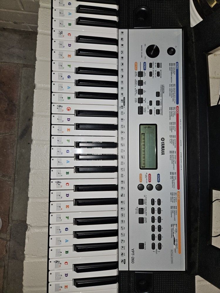 Ypt-260 YAMAHA PIANO