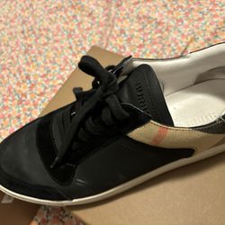 Burberry Tennis Shoes Size 44 