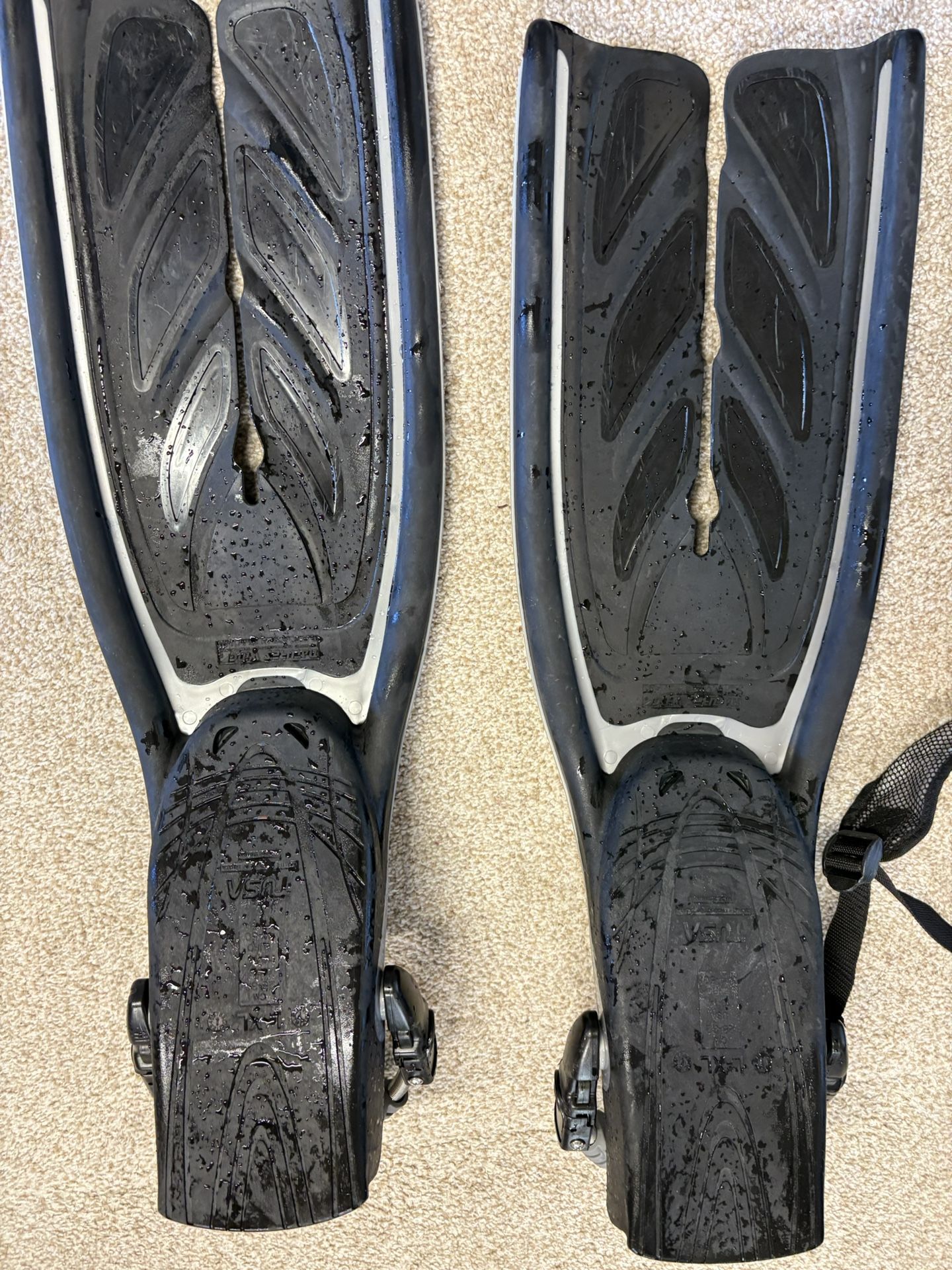 Dive Fins XL Plus Extras