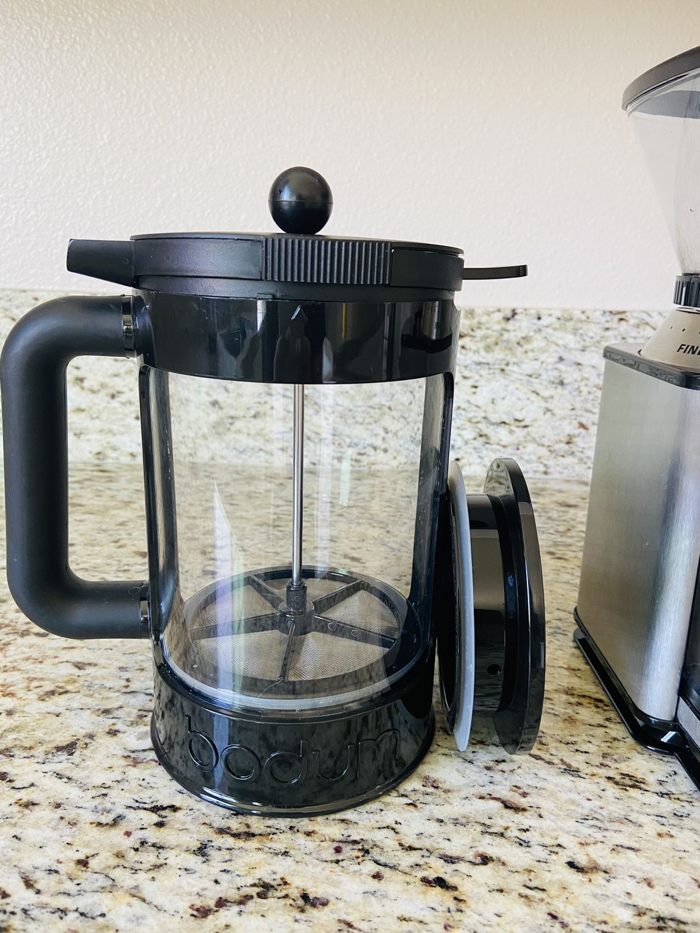 Cuisinart Coffee Grinder for Sale in Santa Paula, CA - OfferUp