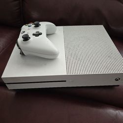 Xbox One S 