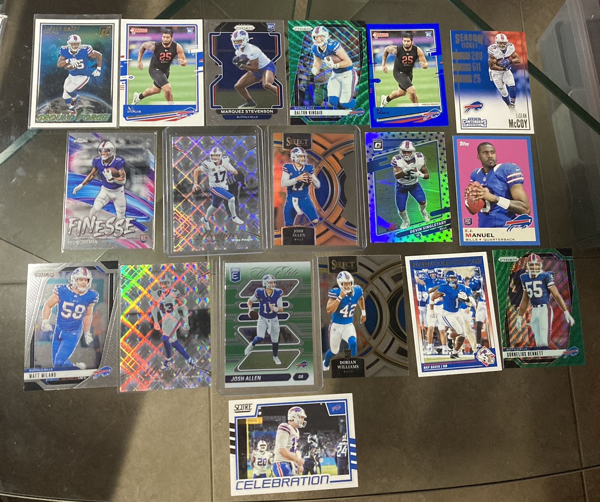 18 Rc football card lot Bills including Josh Allen Select die cut holo numbered 217/399 Extra points , The Elite insert & celebration.Keon Coleman Rc