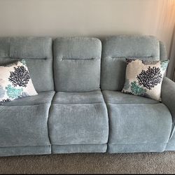 Meadow Park Seafoam Dual Power Reclining sofa 
