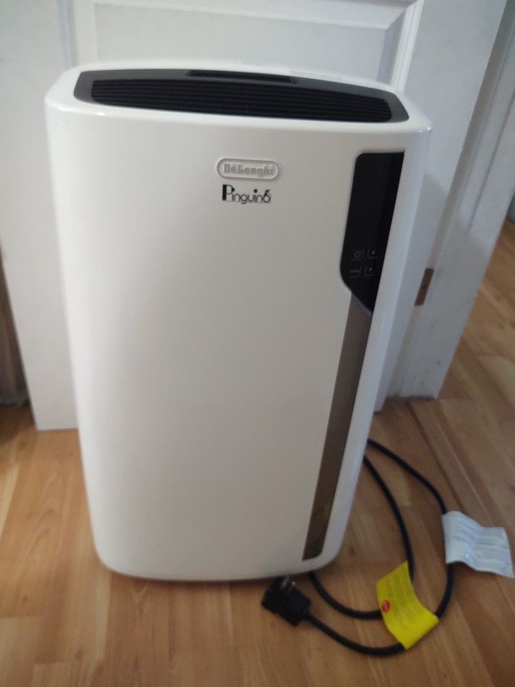 Delonghi Portable Air Conditioner In Great Condition!