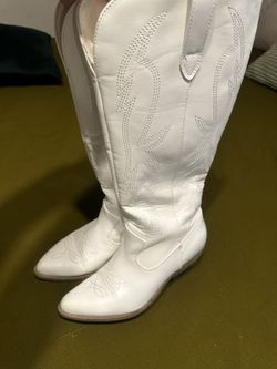 Boots Size 7 
