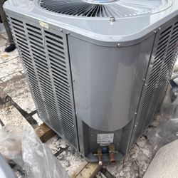 ComfortStar air conditionioner outdoor unit MIA60-13 60000 btu/h 13 seer