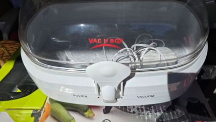Food and bread vacuum storage