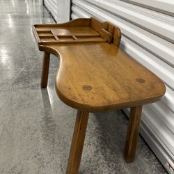 Excellent Condition Mid Century Cobbler Table