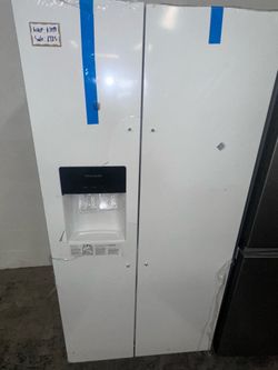 Frigidaire 22.3 cu. ft. Side-by-Side Refrigerator – New