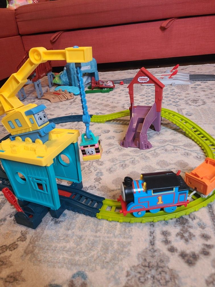 Fisher Price Thomas And Friends Train Set