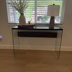 Console table 