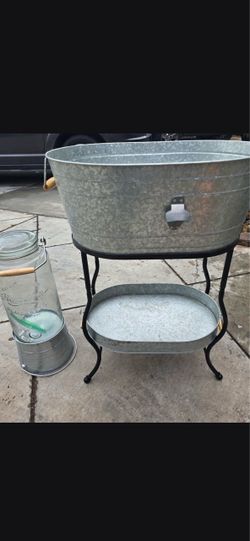Party Drink Bucket