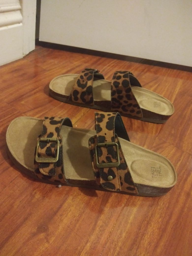 Size 9 sandals 3 pairs
