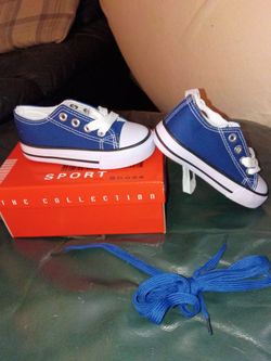 Kids Blue Canvas Low-Top Sneakers