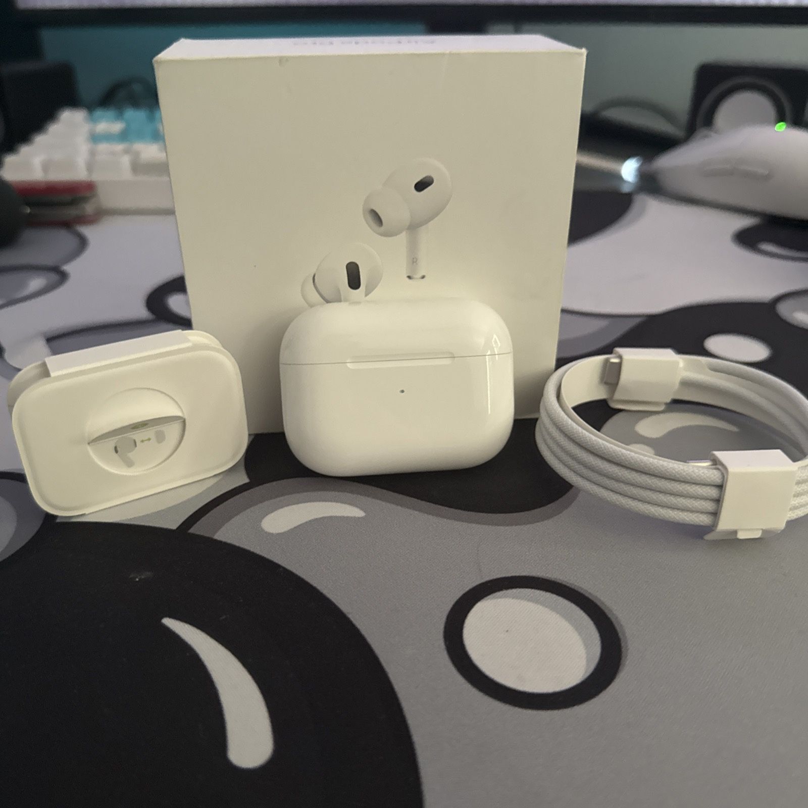Apple AirPods 2nd Generation ANC