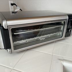 Ninja Air Fryer/toaster Oven