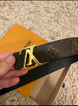 Lv leather reversible belt.