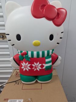 Hello Kitty Christmas Fugure
