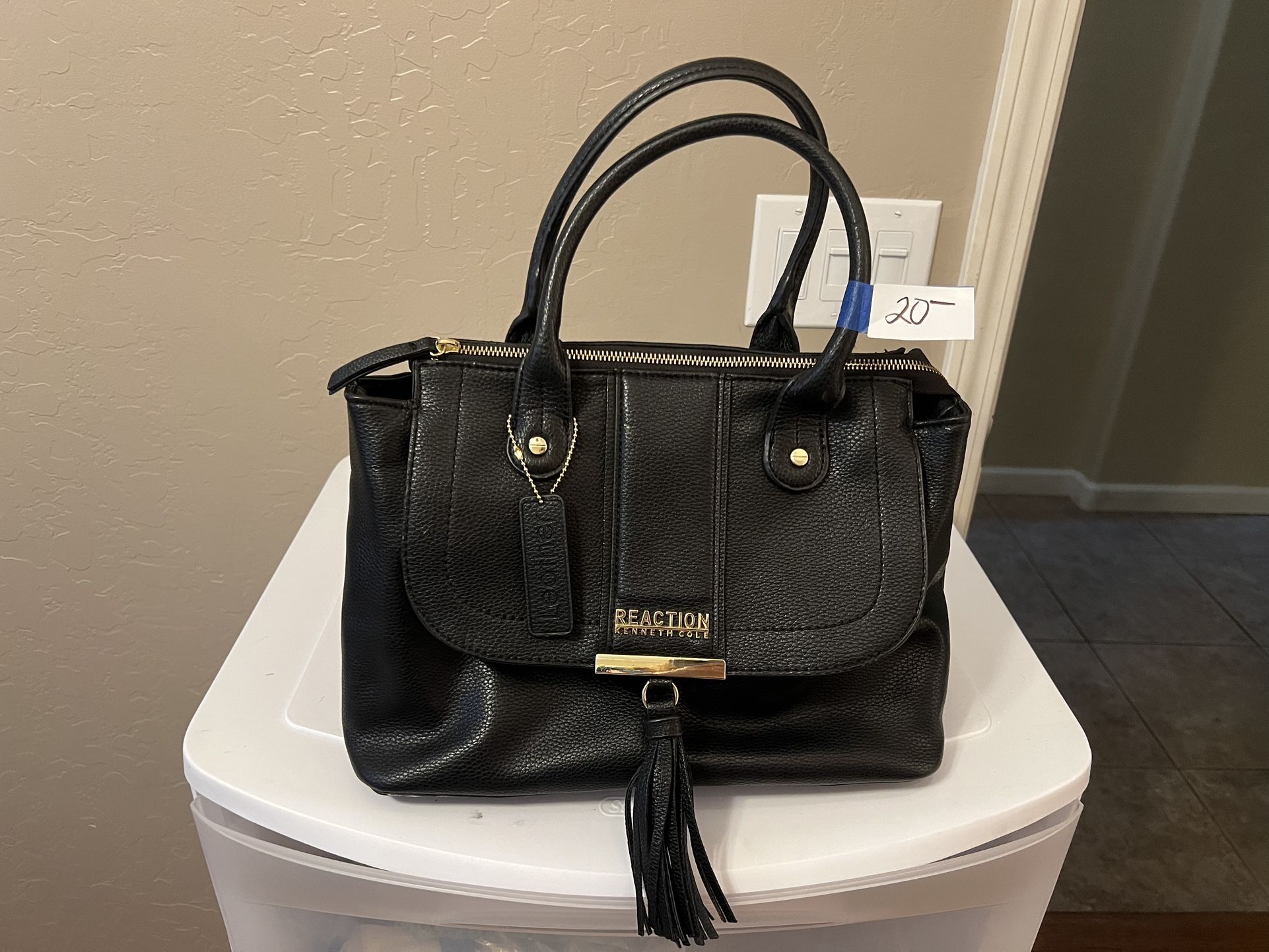 Leather Keneth Cole Purse - Elliott and McQueen