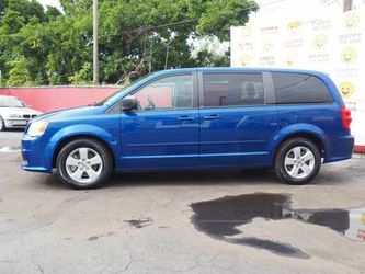 2013 Dodge Grand Caravan minivan 154000 miles runs mint FINANCING