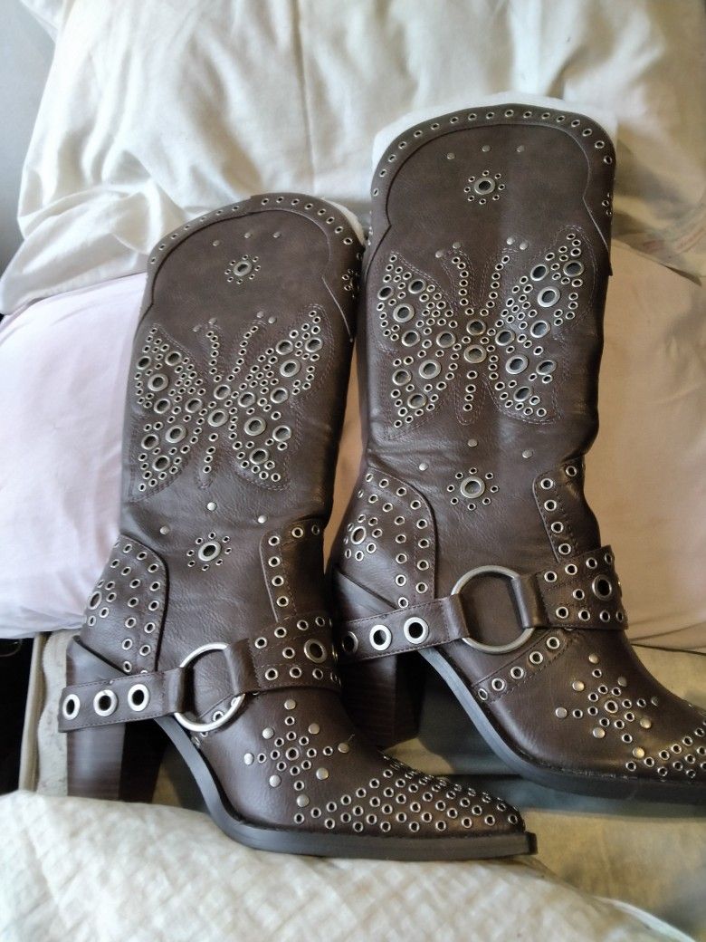Women's Butterfly Boots Sz 10M