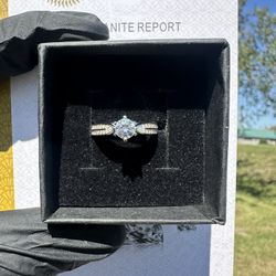 NEW! ‘Cross Roads’ Moissanite Diamond Engagement Ring (Pass Tester) SIZE 5,6,7,8,9