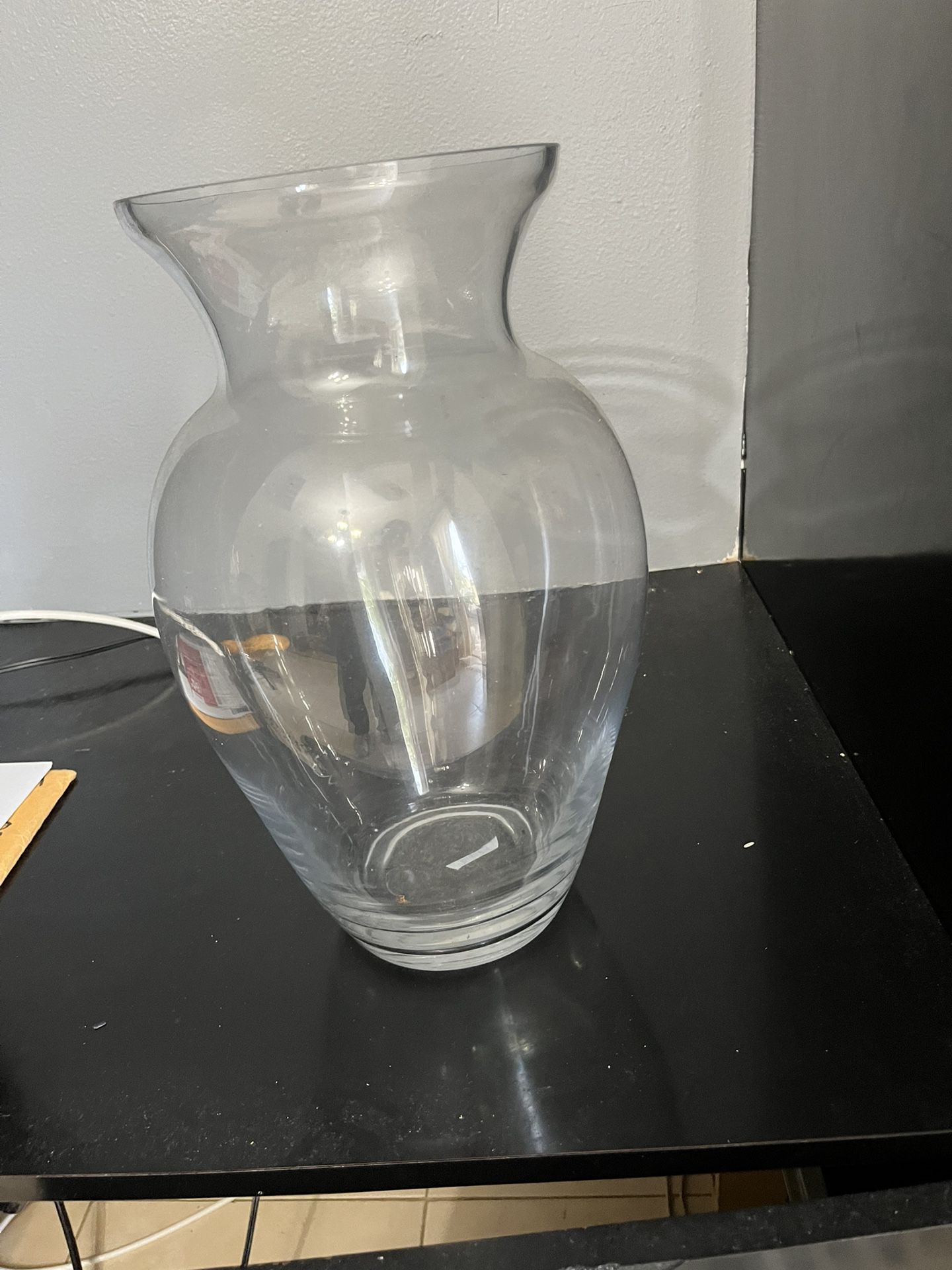 CLEAR GLASS VASE TALL