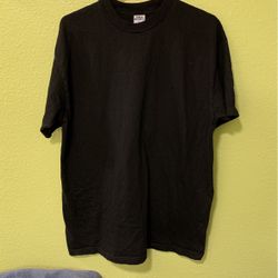 Men’s T-shirt (size XL)