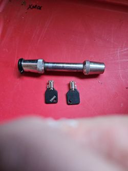 Trimax Locks - Wyers Products Universal Receiver Lock 