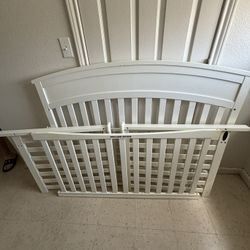 Baby Crib 